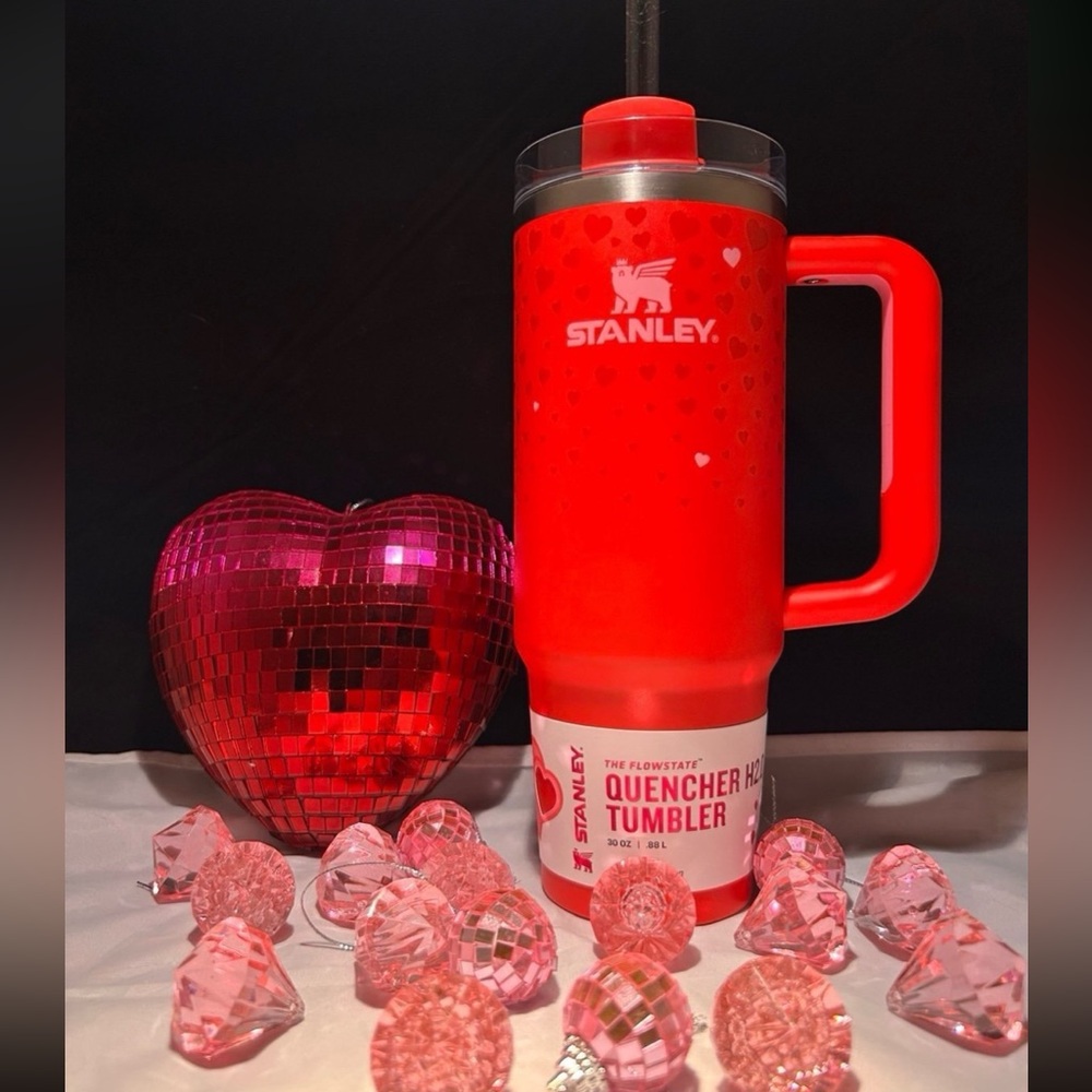 30oz Valentine Stanley